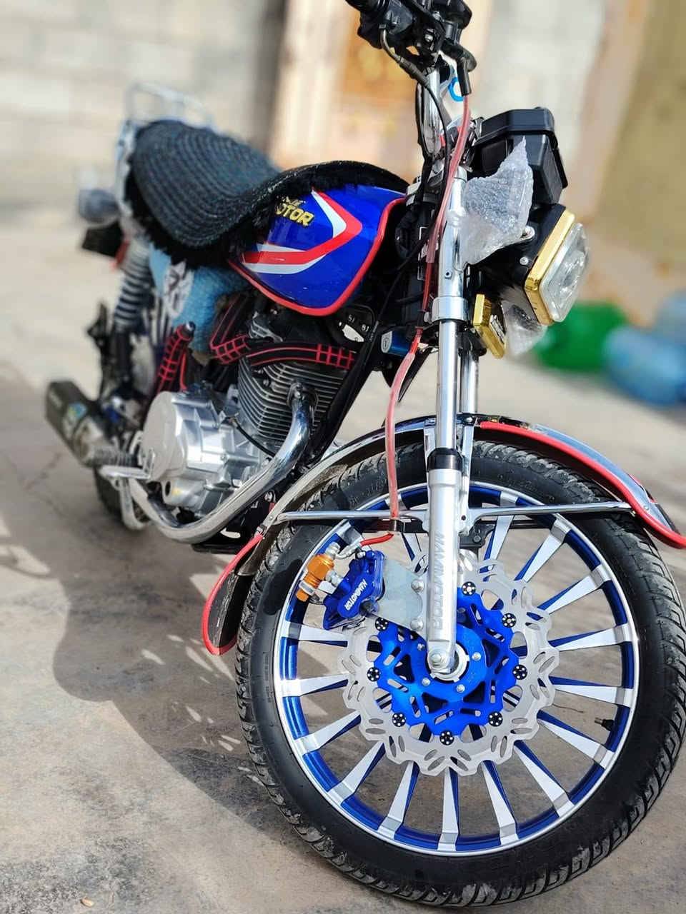 للبيع 200محسن هونزدا        2025 ماشي الف وتسعمية


**إذا كنت صاحب هذا الإعلان وتريد حذفه لأي سبب، رجاءا أرسل رسالة إلى الدعم الفني**