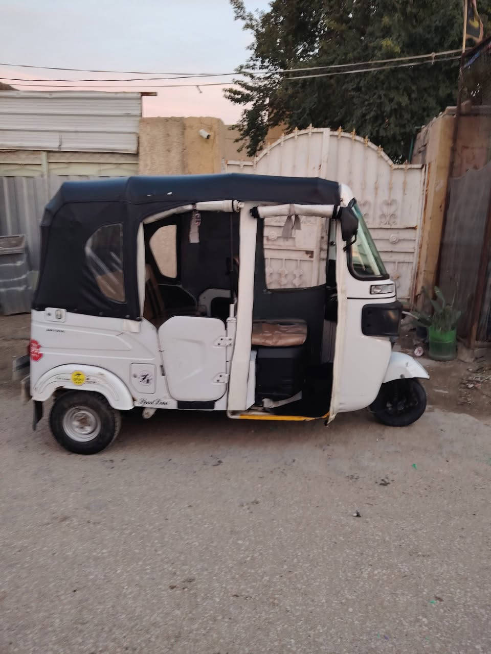 السلام عليكم تكتك مديل 2022 للبيع رقمها كربلاء سنويه بأسمي تحويل ثاني يوم ***********
