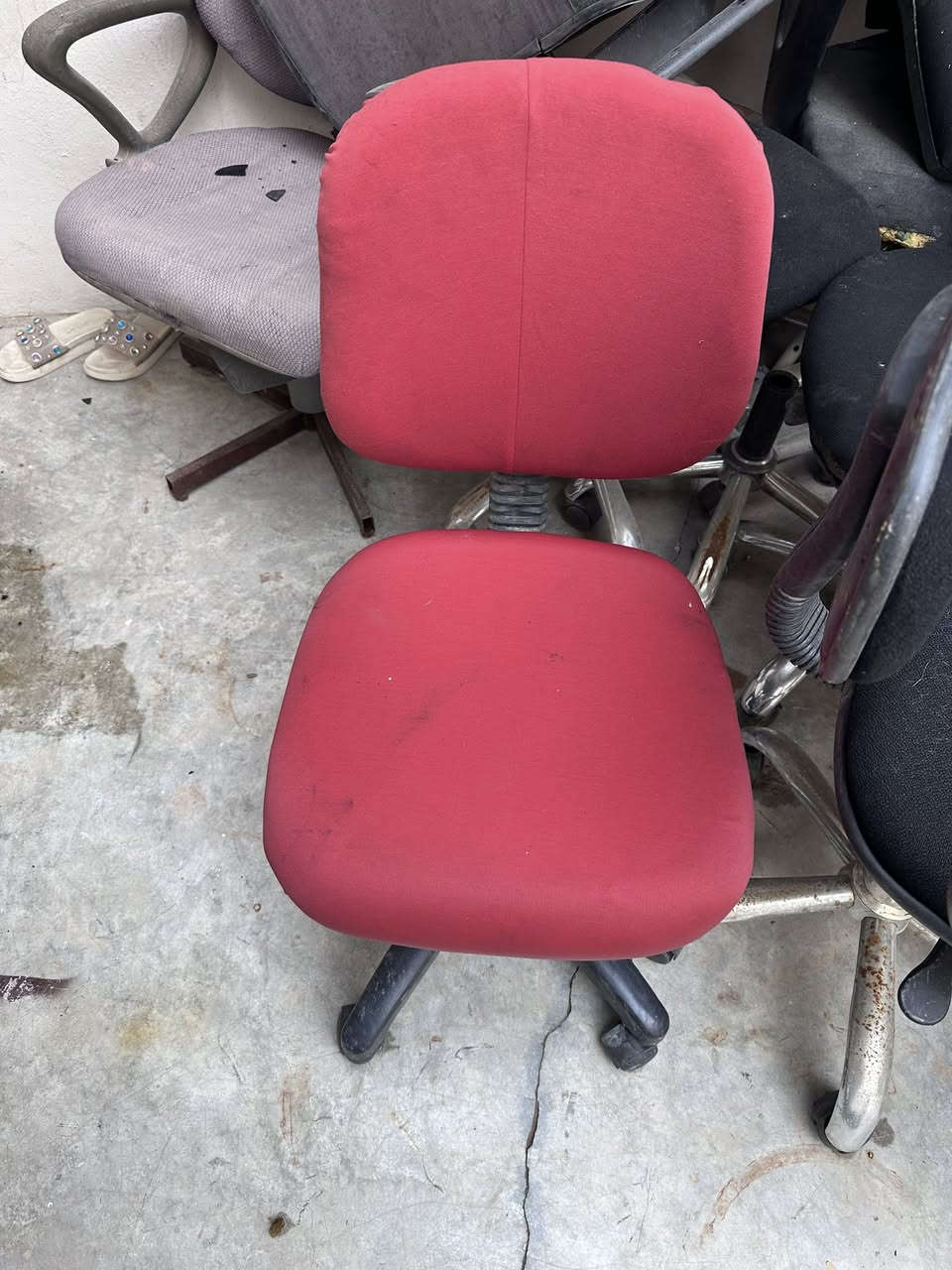 موادي زور بو ناو ماركيت و دوكان و اوفيس به رده سته كلار - حمه ي كريم 
***********
