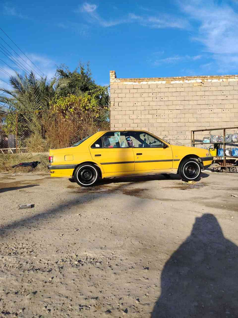 سلام عليكم بيجو 45 مكينه وكير كارتون حدايه تخم جديد غرفه جديده تخم تايرات ابو الخطه سياره ماعايزه اي شي راعيه موجود السعر 28 وبيه مجال مكاني مشخاب الشراي يتصل هاذه رقمي ***********
