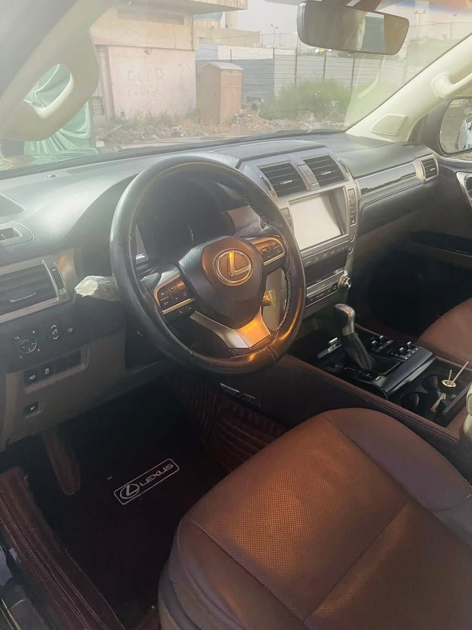 ابرادو لكزز موديل 2020 ماشيه 95 الف رقم بغداد سعرها 4 شدات ونص هذا رقمي ***********
