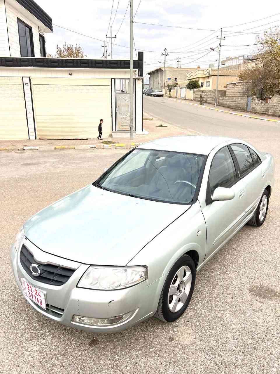 سەنی سامسۆنگ کۆری بڕاوە 
2006 
جلد 
چوار جام کارەبا 
سوکان ڤۆلیۆم 
چوار تایەی لۆک 
گێڕ و مەکینە بەشەرت 
ناومەکینە شوشەیی 
مواسەفات سنۆو ناو بەفر
سەقف شوشەیی بەشەرتی چاڵ و شوخت
تەبریت سارد و گەرم 
برێک بەستراوە 
سەیارەکە کامل مەسرەفە 
46 گەڵاو مەجالێکی برایانە 
شوێن کەلار 
***********

زۆر سپاس ئەدمین 🤍
