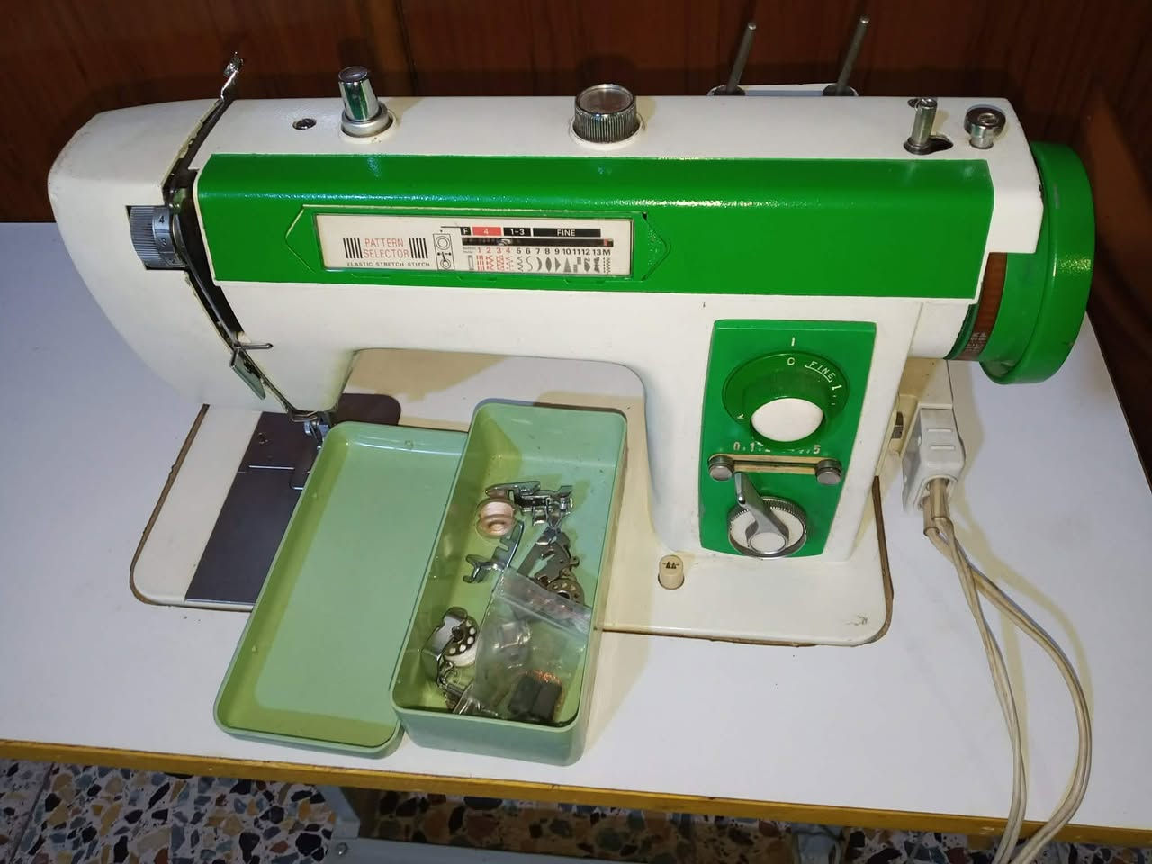 مكاين ابرذر اصليات السعر الوحده قفل 160 والبيضه تشتغل خياط عدل وزكزاك وعشرين نقشه وثانيه تخيط اخياط عدل وزكزاك 12 نقشه العنوان بغداد المعامل ويوجد توصيل داخل بغداد للحجز خاص


**إذا كنت صاحب هذا الإعلان وتريد حذفه لأي سبب، رجاءا أرسل رسالة إلى الدعم الفني**