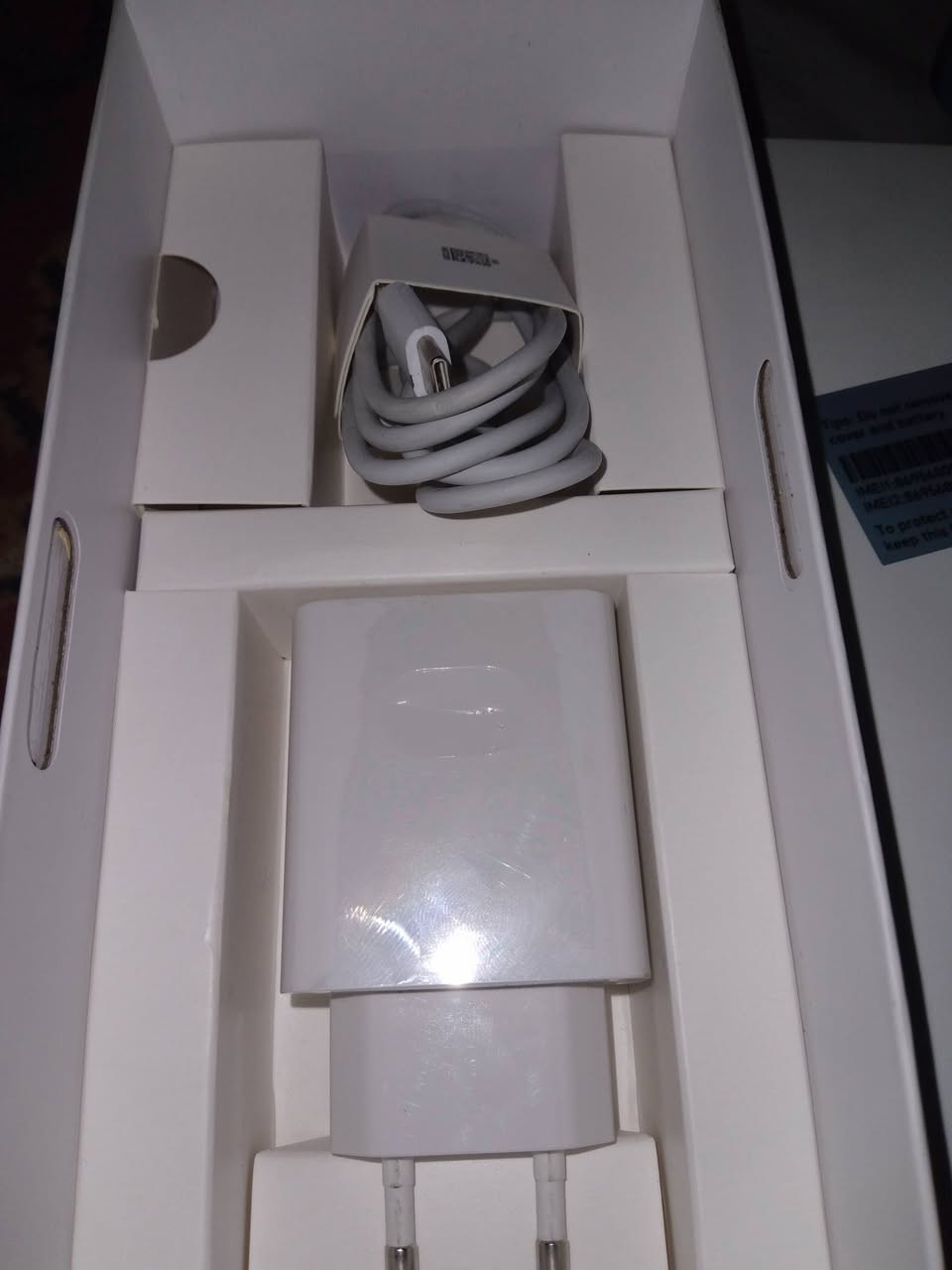 السلام عليكم 

هونر X8c اخو جديد نسخة الجلد المميزة
جميع الملحقات +كفر

ذاكره 512

جهاز راقي استخدام كلش قليل.. شحن راقي ..صوت
 عالي . سلاسه فول . 📸 كاميرات راقية 

ملاحظة.  فقط بدلت بيت سيم كارت لان ضاع وبدلته وكسر قليل بلجامه الكاميرا مامأثرة ابد تجي وتفحص 

السعر . 210 الف وبيه مجال قليل 
المكان الأمن الداخلي 
 رقمي .
***********
