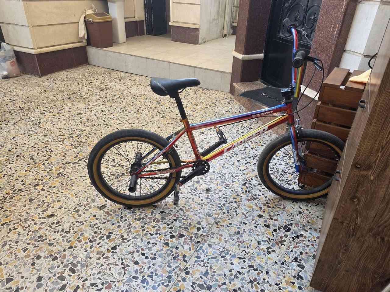 بايسكل BMX سبع الوان الاصلي سعره ١٠٠قفل مستخدم قليل


**إذا كنت صاحب هذا الإعلان وتريد حذفه لأي سبب، رجاءا أرسل رسالة إلى الدعم الفني**