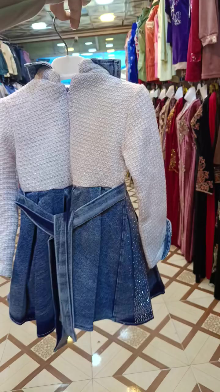 أزياء السند عرض خاص 
فستان بناتي بيبي عمر من2الى 6
حي سومر شارع الحمداني قرب صالون بنت الاصول أزياء السند


**إذا كنت صاحب هذا الإعلان وتريد حذفه لأي سبب، رجاءا أرسل رسالة إلى الدعم الفني**