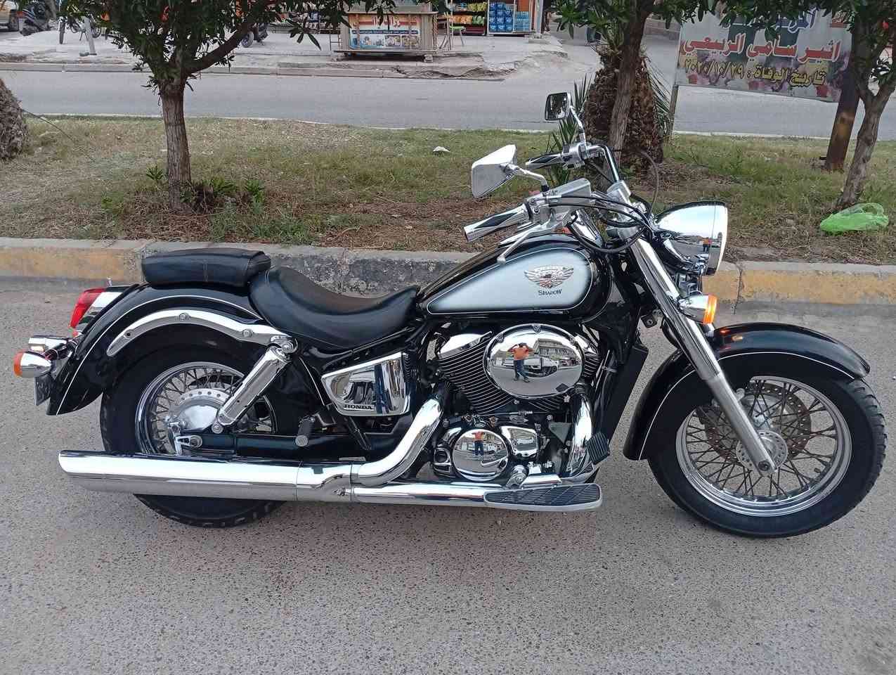 السلام عليكم شباب وفي الاسكندر 
رقم نينوى 
هوندا شادو سكيورتي محرك 400
انظف شادو بالعراق
 موديل 2006 
رقم تحويله بغداد
السعر المطلوب 33ورقه 
فول جداده مكفوله من كل النواحي 
المكان شعب يم الاسواق المركزيه شارع بلقيس 
***********
