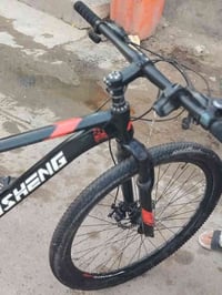 بايسكل جبلي نضيف كلش  السعر. 100وبيه مجال  العنوان. بغداد الزعفرانية ش...