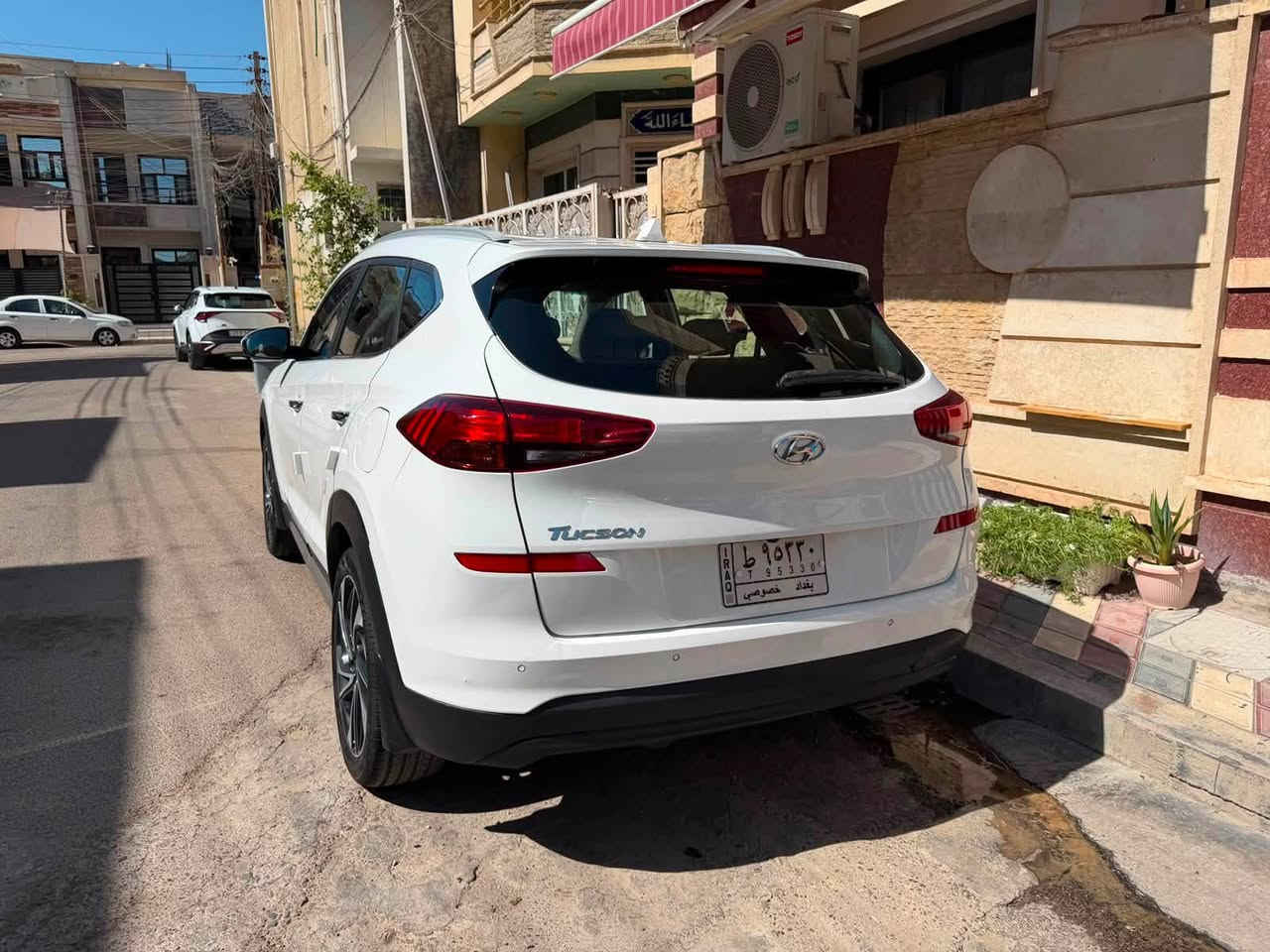 السلام عليكم هونداي توسان ٢٠٢٠خليجي رقم بغداد بأسمي فول ماعده الفتحه بيه ربع البنيد صبغ بدون دواخل ماشيه ٨٠السياره جاهزه بدون اي نقص السعر ١٨٠وبيه مجال مكان السياره بغداد حي الحسين للاستفسار الاتصال***********
