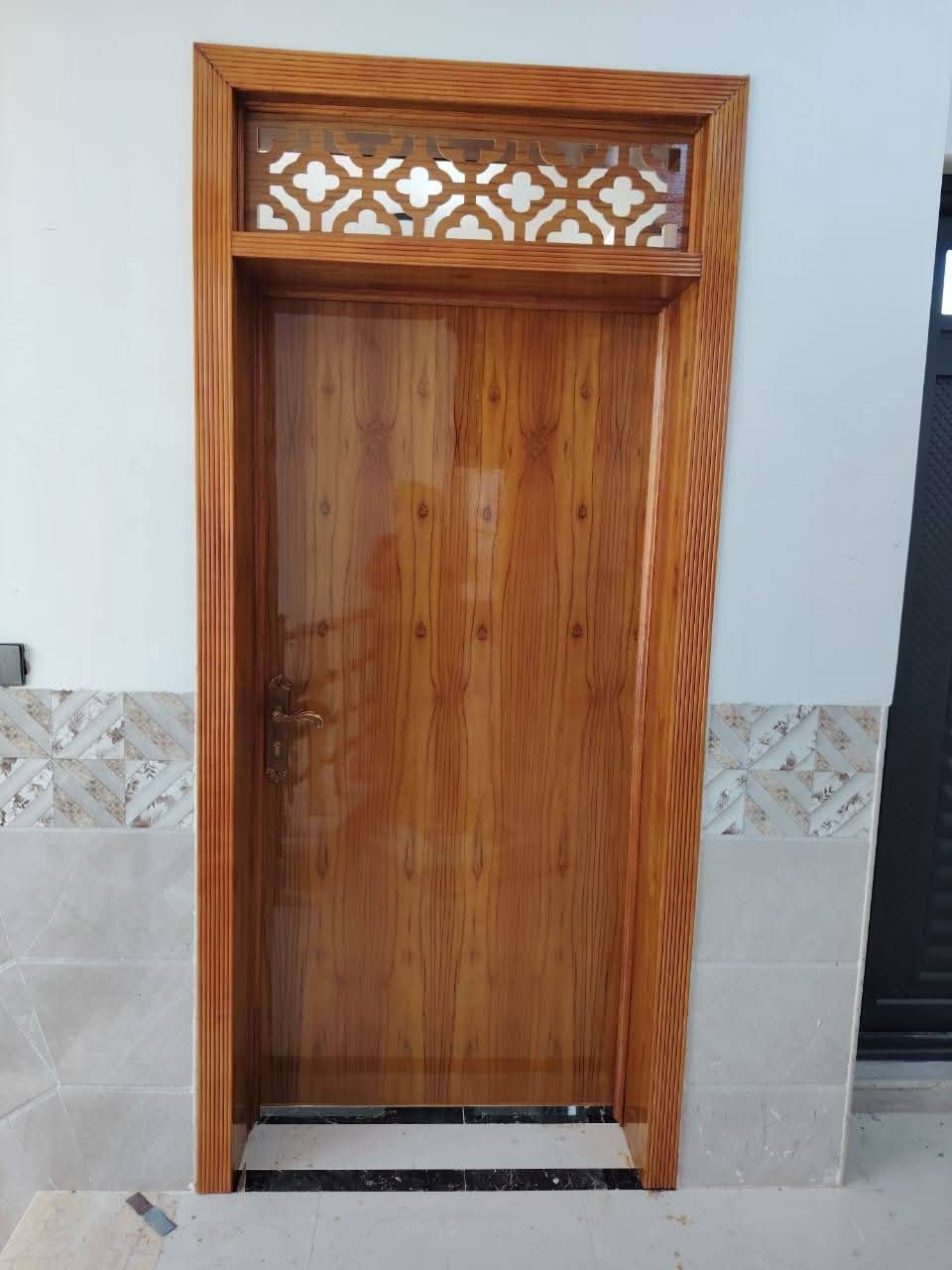 بسم الله الرحمن الرحيم
نجارة ابو نور العبيدي لعمل الاثاث الحديث حطاطة 
الرمادي كورنيش الحوز قرب مدرسة جنيد البغدادي 
هاتف *********** واتساب 
ومن الله التوفيق
