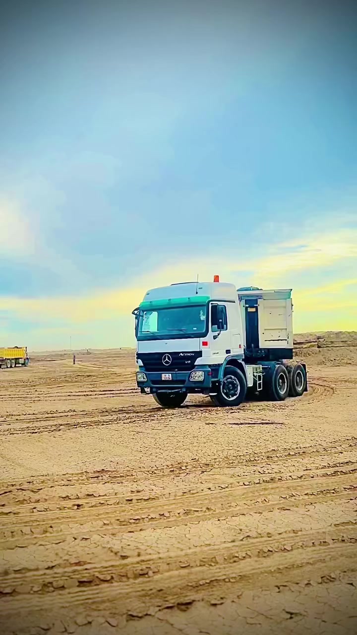 البيع. اكتروز فحل 2004 كير كهربائي دخول جديد مرقم بسمي عربانة. علم 2015جاهزة. تخم تاير تبريد ثلج 🧊 ***********
