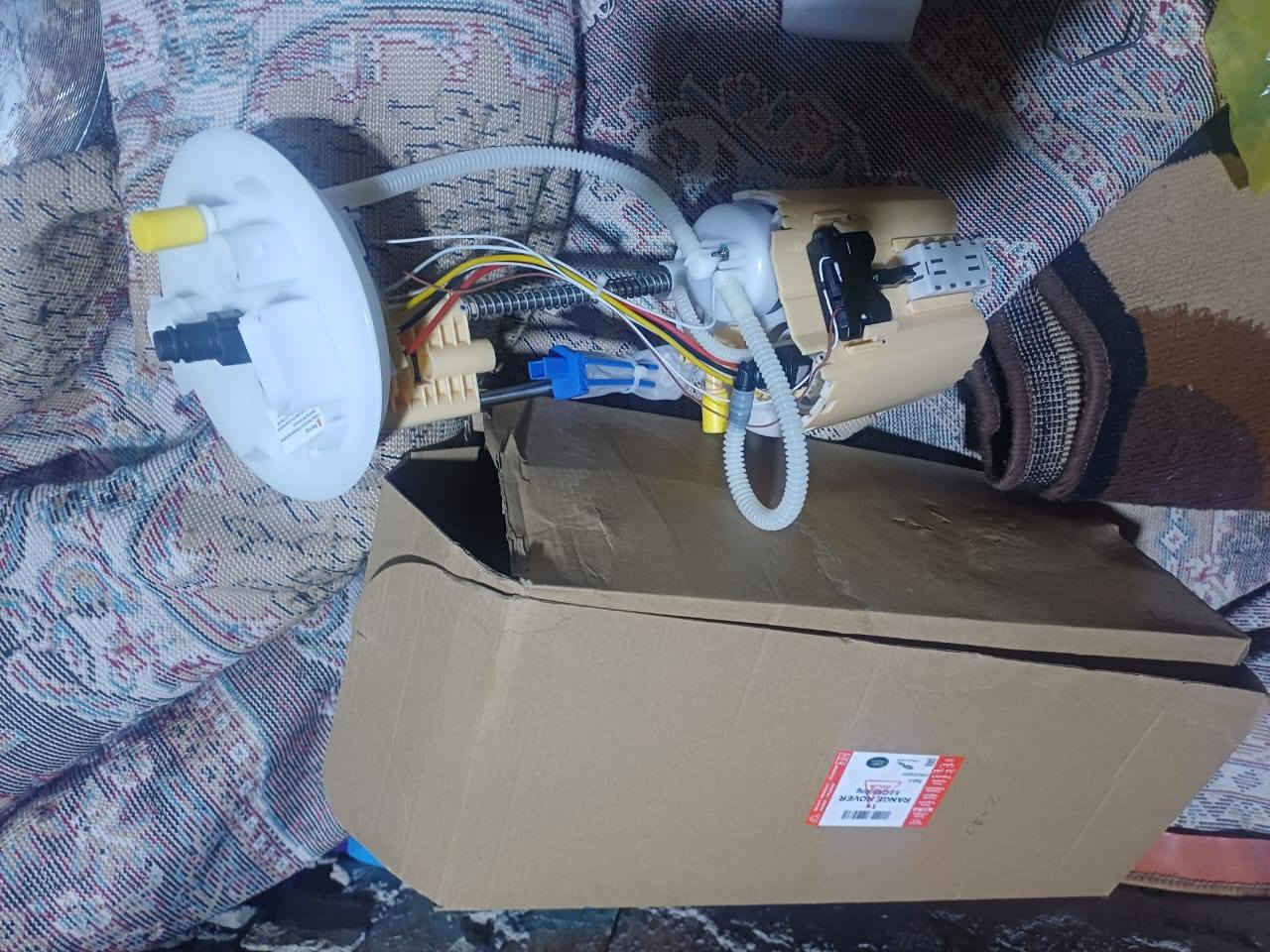 السلام عليكم من رخضت الادمن عبوه جديده مال رانج موديل 22 للبيع السعر 650 دولار  اني مكلف بالنشر ***********
