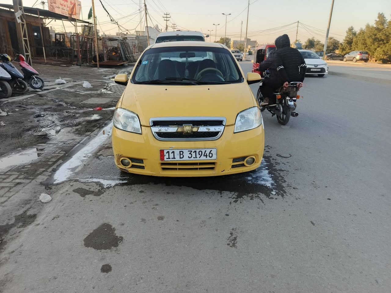 سلام عليكم افيو موديل 2011مال شركه العامه مكينه مفتوح كير اوتماتيك جاهزه من كلشي بيهه صبغ 3قطع خير من الله حداديه جديده زوج تايرات جدد تبريد تتفئه كله شغاله بيهه بدايت تبخير السعر 55وبيهه مجال قليل مكاني بغداد الكراده ***********كهربائيات كلهه شغاله ترايهه كلش حلو جام كهرباء
