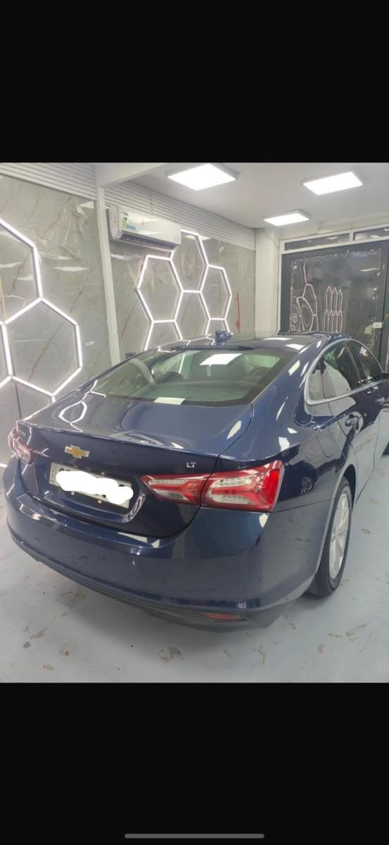 السلام عليكم
شوفرليت ماليبو موديل2022 وارد امريكي 

المواصفات فول

 لون  مميز 

 ويل حجم 19 كروم

 سقف بانوراما سلايد طكتين

كشنات كهرباء السائق والراكب 

كشنات خزن ميموري 3 وضعيات مع وضعيه الخروج السهل 

تبريد كشنات مع تدفئه كشنات

شاشه وسطية مع نظام كار بلي مع نظام ملاحه

نظام  تبريد بيانو شاشه + مناخ منفصل السائق والراكب 

ستيرن هيتر 

 قياده ذاتيه + تحديد مسار + تحذير خروج عن مسار 

 كامرا خلفيه دواره

سستم صوت 🔊 من شركة Bose الالمانيه 

10 سماعات

اناره داخليه مخفيه ومحيطية بداخل السياره

سايد بريك كهرباء

 بجم زنون بلاد مع لايت داينمك مع لايت اوتو عالي عند عدم روؤيه

حساس مطر اوتو + مراية عاكسة للضوء  ذكية

 كامرا ونقاط عمياء

تبريد قطعتين 

شحن واير لس+ usb+ typC

السياره مواصفات كلش هوايه ومتخلص

رقم اربيل  بااسمي وتحويل فقط 

 السعر  140 وبيها مجال 

صور الحادث والتقرير موجود دزلي واتساب وتدلل

بيها جاملغ مصبوغ وبيها بارد بلباب فقط

مكانها بغداد / المنصور 

للتواصل/ خاص


**إذا كنت صاحب هذا الإعلان وتريد حذفه لأي سبب، رجاءا أرسل رسالة إلى الدعم الفني**