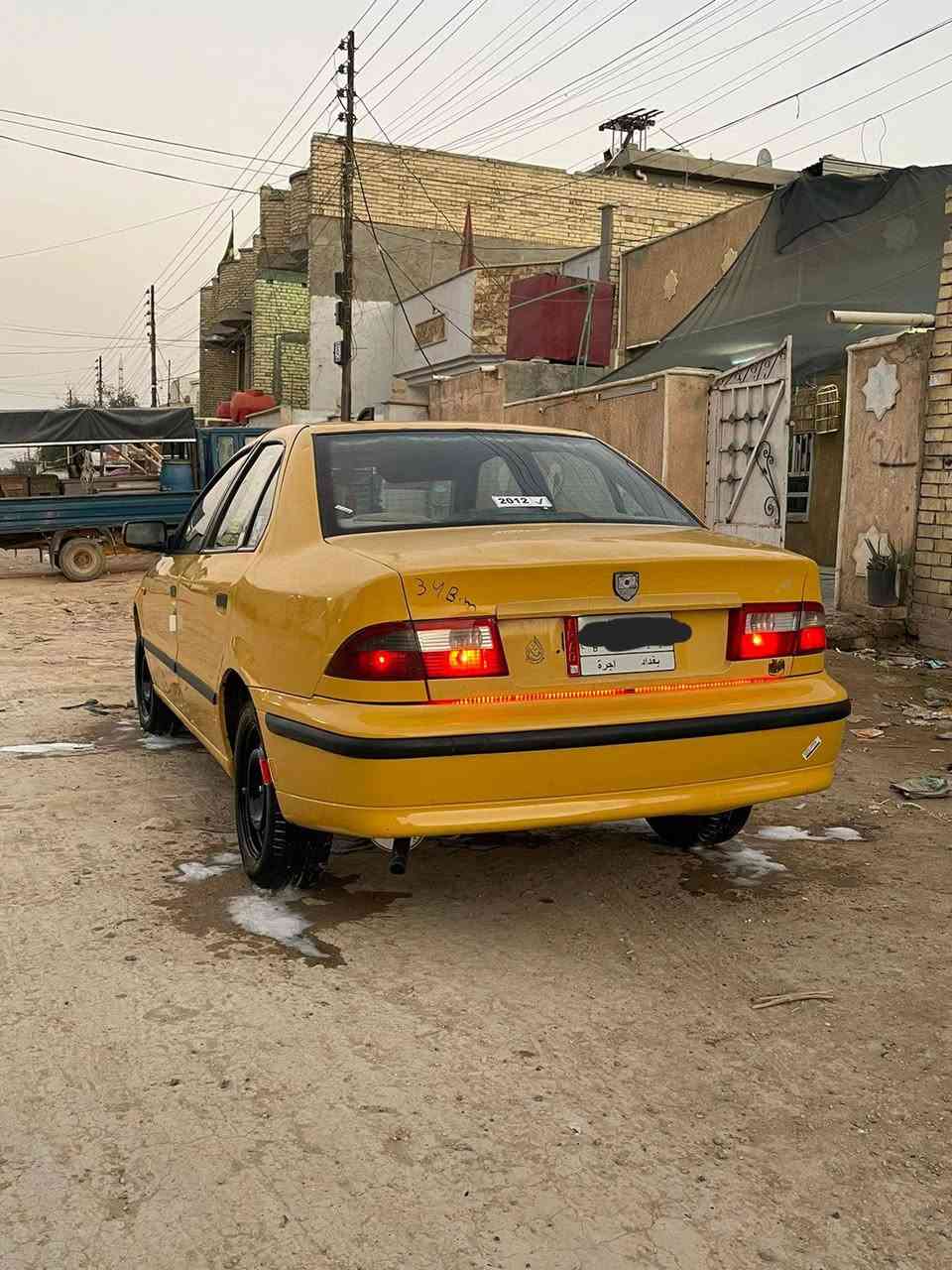 سلام عليكم
سمند للبيع 
مديل 2012
رقم بغداد مشروع وطني 
تحويل ثاني يوم 
سنوية لل 2027
مكينة وكير وكهربائيات وتخم تاير جديد 
بيهة صبغ جاملغ ونص البنيد 
السعر 33 وبيهة مجال 
العنوان بغداد 
رقم الهاتف ***********
