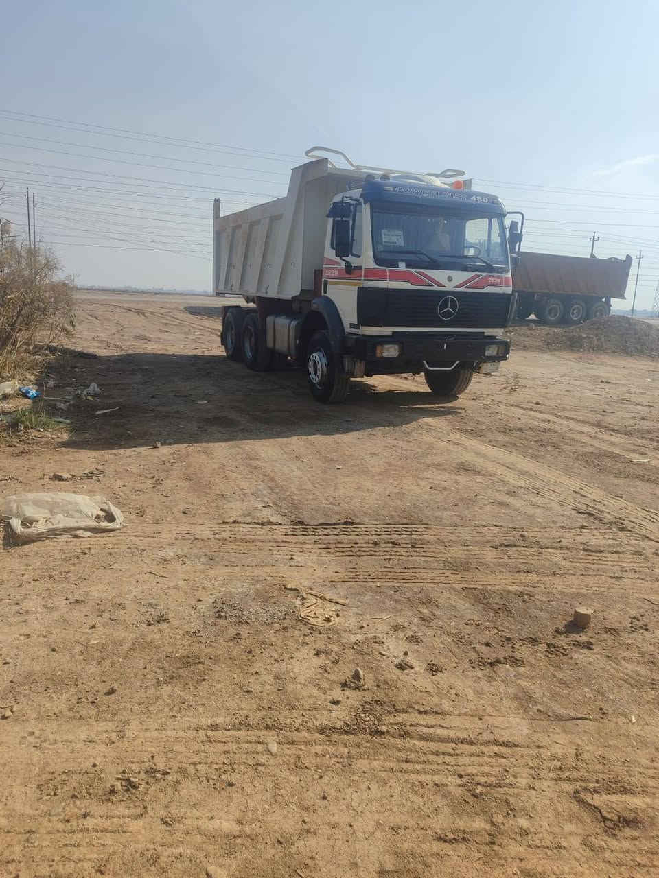 سلام عليكم سياره للبيع كرواتي موديل واحد وتسعين شاصي مكفول مكينه ١٣٠ محسن كير ١٥٥ فافون مجموعة نص جيف بوربرن جبير تخم تاير سنوية ٢٩ جديده ***********
