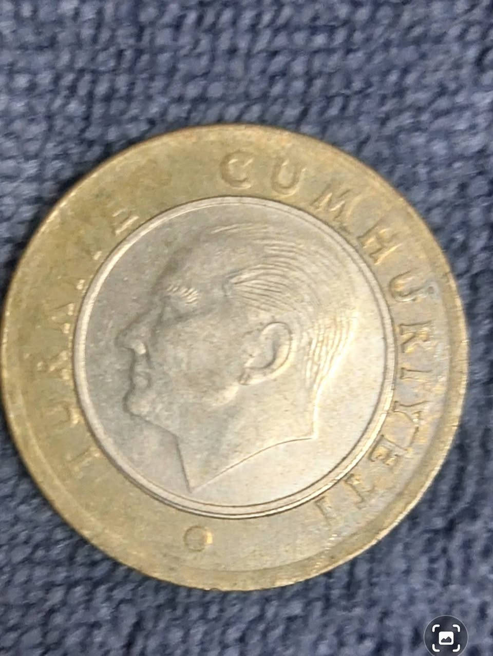 هذني 39 قطعة للبيع اعلة سعر ابيع


**إذا كنت صاحب هذا الإعلان وتريد حذفه لأي سبب، رجاءا أرسل رسالة إلى الدعم الفني**