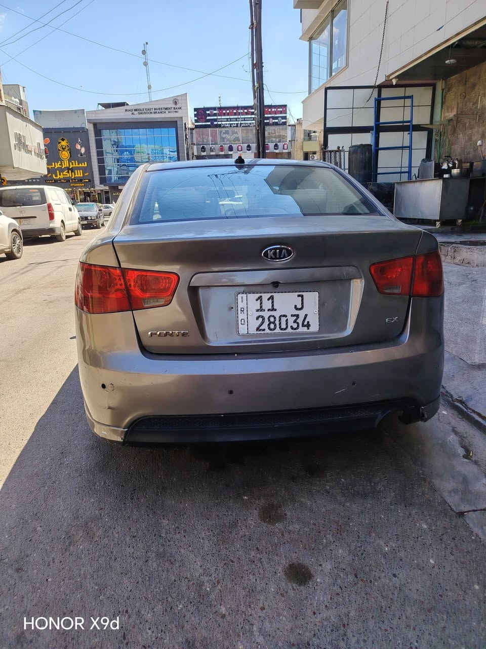 كيا فورتي موديل ٢٠١١ ماشية ١٥٣ الف بية ٣ قطع
صدر امامي جديد
مكينة جديدة 
تريد شغال 
مكاني بغداد 
***********

