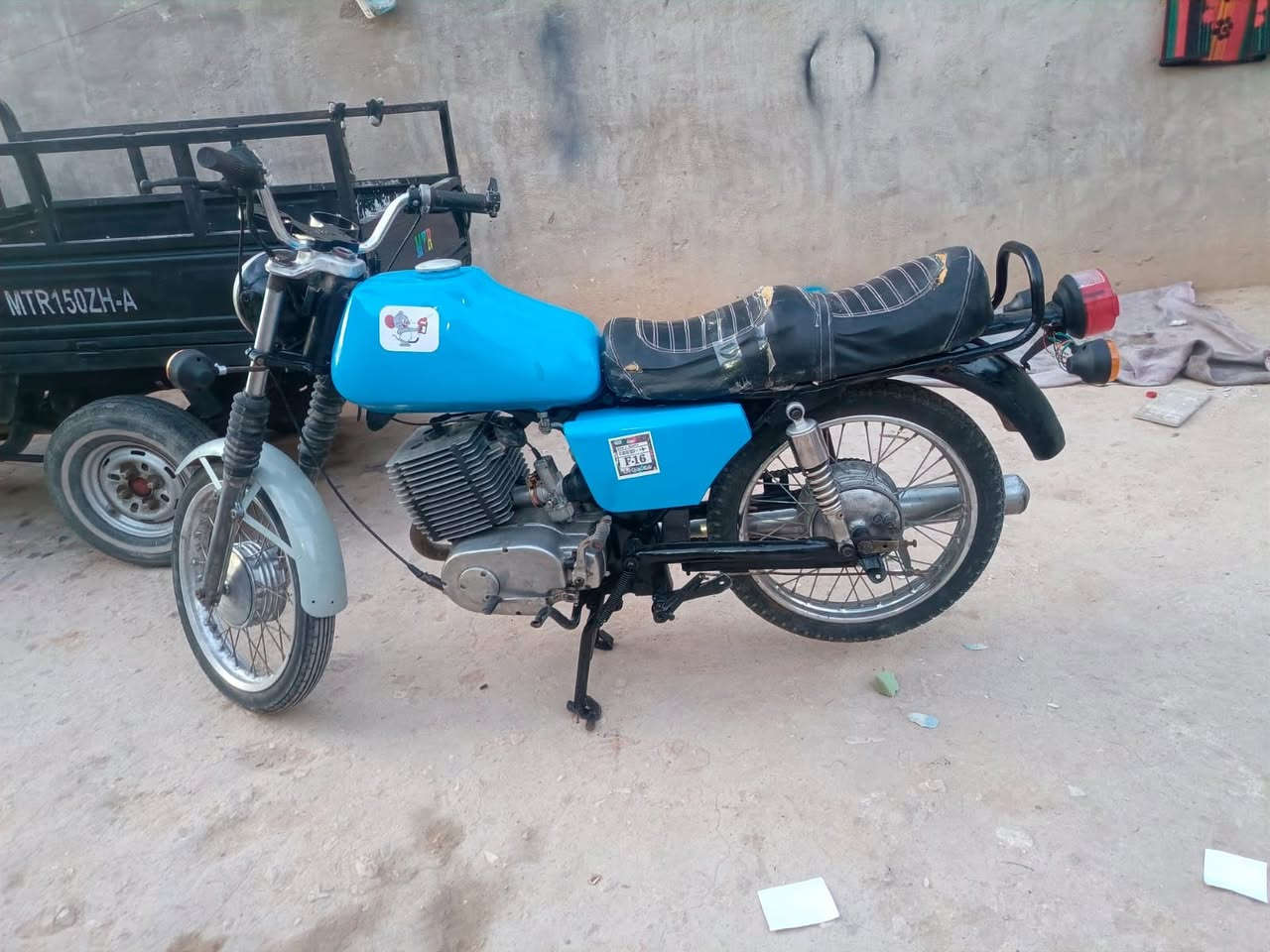 M zللبيع بدون مكفول من السرقه السعر مليون نجف


**إذا كنت صاحب هذا الإعلان وتريد حذفه لأي سبب، رجاءا أرسل رسالة إلى الدعم الفني**