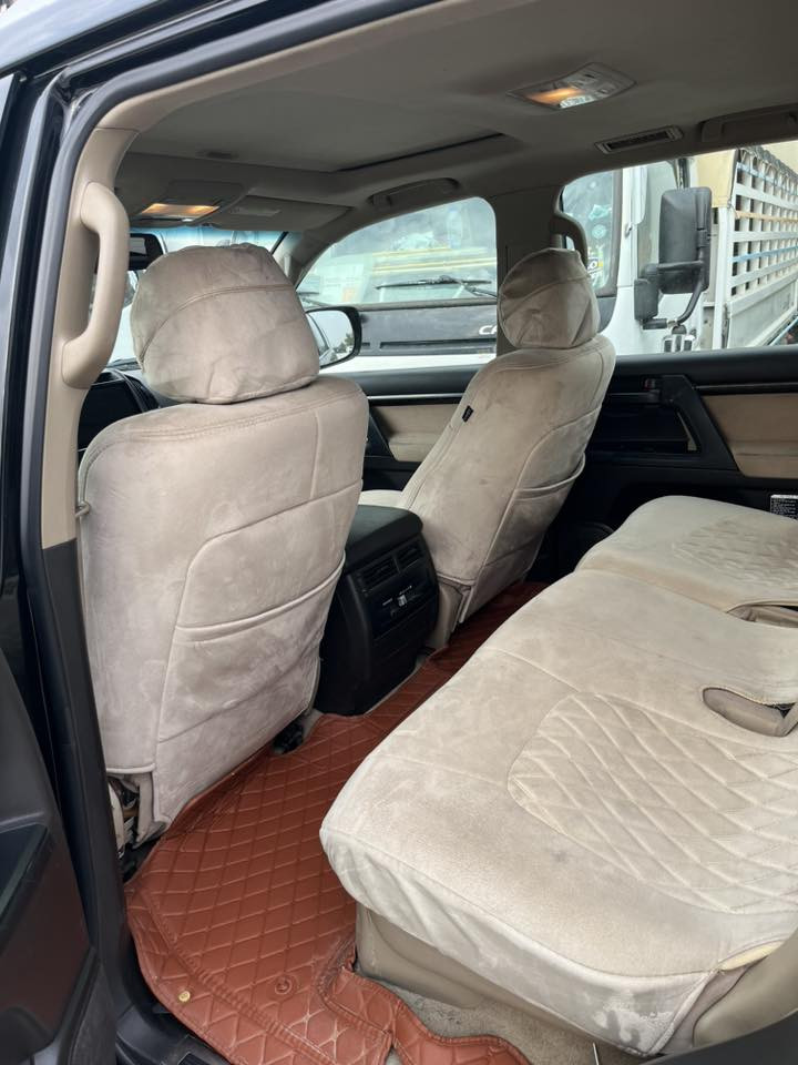 2011 موديل. رقم سليمانية مكفولة كفالة عامة سعر 325 وبيها مجال
***********
مكانها كركوك
