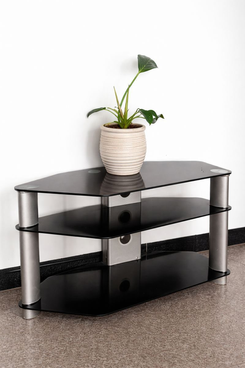 ميز بلازمـا للبيع سعر 25 مكان بغداد الكاظمية للاستفسار ***********
