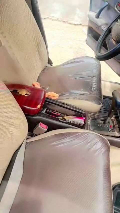 سلام عليكم من. رخصة مدير الگروب سيارتي للبيع بطه ولي يحب يستفسر وتفاصيل بلمقطع وهاذ رقمي ***********وذا يريد تفاصيل اكثر يخابرني @@
