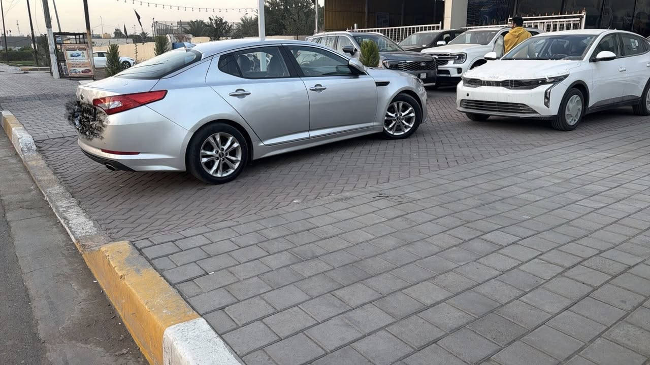 سلام عليكم اوبتما 2014
سياره فول مواصفات عدا الفتحه
بصمه شاشه كشنات جلد داخله جديد
سياره جديده بمعنى الكلمه مال جنايه
كير مكيه مكفولات تخم تاير جديد حداديه جاهزه
سياره تعبان عليهه بالعافيه على الياخذهه
السعر 85 وبيهه مجال
***********
