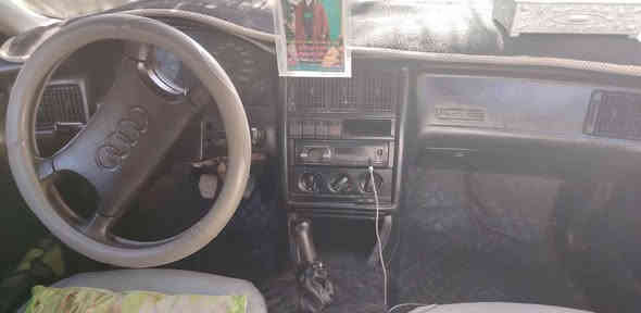 سلام عليكم سيارة أودي رقم بغداد تحويل ثاني يوم سيارة نضيفه تبريد تخم تاير كهربائيات كله شغاله سيارة احلا من صورة كير ومحرك خير من الله حداديه جديده مكان سيارة السماوة قضاء الخضر سعر ٣٤بيه مجال بسيط متواجد ***********
