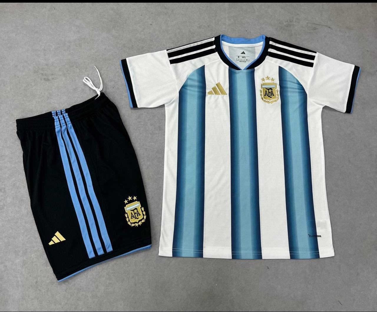 دريس وشورت نسخة مشجع فول كوالتي سعر ١٢ فقط قياسات .m.L.xl.xxl السبت يوصل اذا  تحجز راسلني خاص لو واتساب ***********
