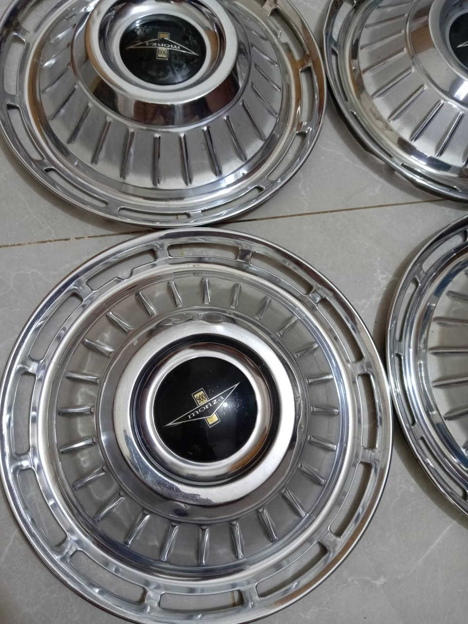 سلام عليكم كبات ١٣ للبيع نظافه عاليه سعر ٢٢٥
*********** مكان زعفرانيه
