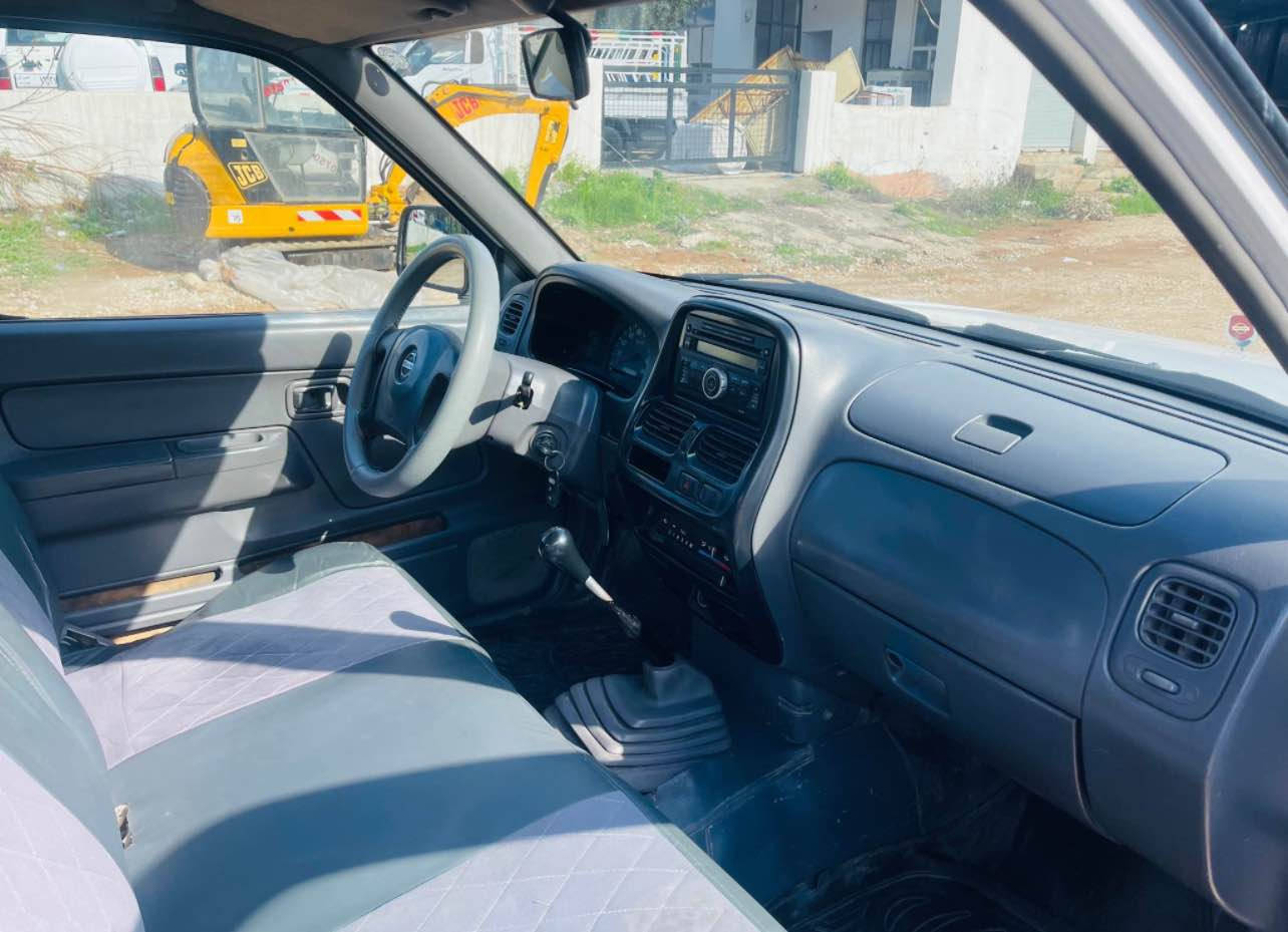 نيسان بيكاب موديل 2001محسه ن ته بريت باوه 
دو به له ي بجوكي بوياغه بيدهعم بي ليدراو
 زور جوان بي كيشه كيرمه كينه اكسل به شه رت 
سه نه وي تازه به سه رجوه
سعري ٧٩$
***********
*********** كويسينجاك, أربيل
