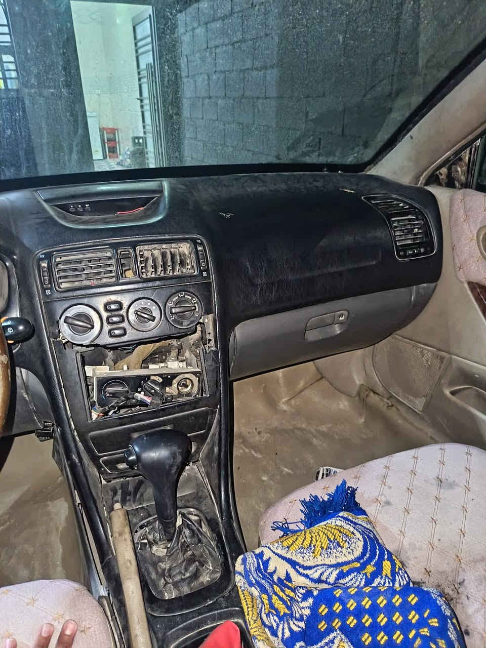 سلام عليكم  ميتسوبيشي  كلانت رقم نكليزي  تحويل  ثاني  يوم  سيارة معمرة  جديد  بدون خويس   نقصة  بس تبريد  يرادلة  كهربائي   
محرك  جديد  شديتلة   مال كصة  سيارة جاهزة  من كلشي  
سعرة 32


**إذا كنت صاحب هذا الإعلان وتريد حذفه لأي سبب، رجاءا أرسل رسالة إلى الدعم الفني**