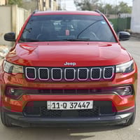 للبيع جيب كومباس فئه لاتيتيود  وارد امريكي موديل 2023 بدون ايرباك  ماش...