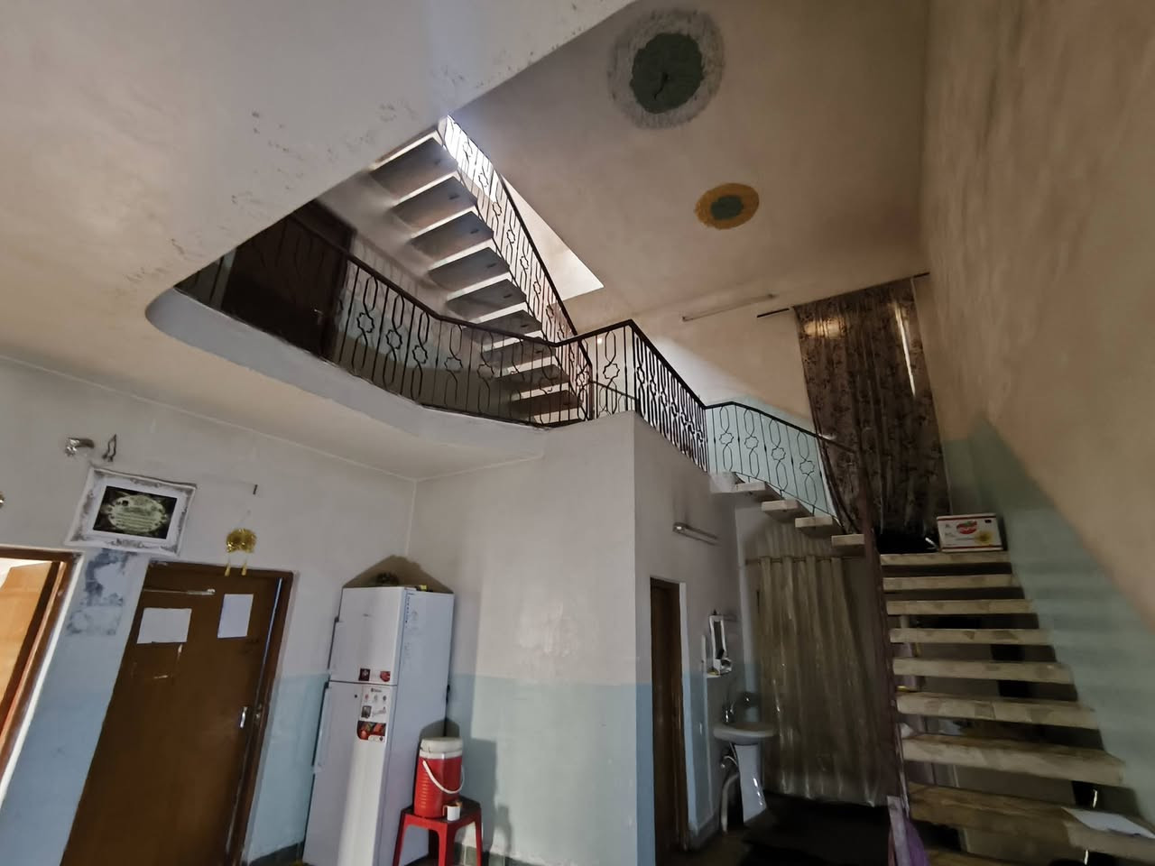 اعلان رقم (797)
بيت طابو طابقين للبيع 
مساحة/400م ركن 
العنوان/حي عسكري خلف مدرسة صدا العراق 
----------------------
للاستفسار اكثر مراجعة مكتب محمد الواقع في فلكة راس فرع جامع الامام علي او اتصال بالارقام التالي 
***********
***********
نستقبل كافة عروضاتكم سكنية وتجارية في كافة المناطق طوز و كركوك...
