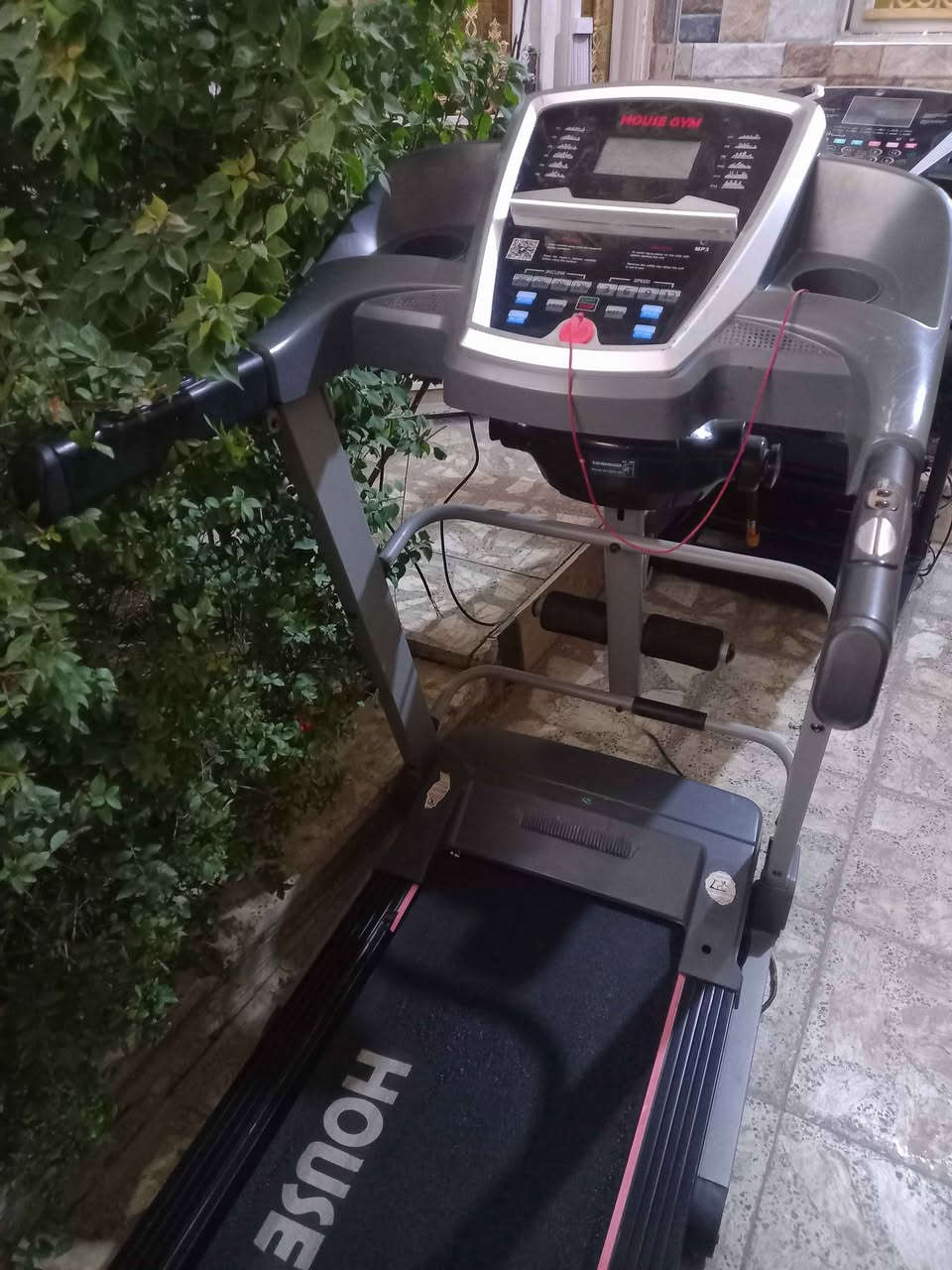 جهاز جري استخدام منزلي نضيف جدا وزن يتحمل ١٦٠كيلو دبل ماطور جبلي بي حزام تكسير شحوم تدليك جسم كامل موصفات مبي ثري سماعات بلوتوث العنوان بغداد بغداد, العراق


**إذا كنت صاحب هذا الإعلان وتريد حذفه لأي سبب، رجاءا أرسل رسالة إلى الدعم الفني**