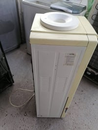 براد نضيف للبيع ب 35 مستعجل على بيعته رقم 07816317717