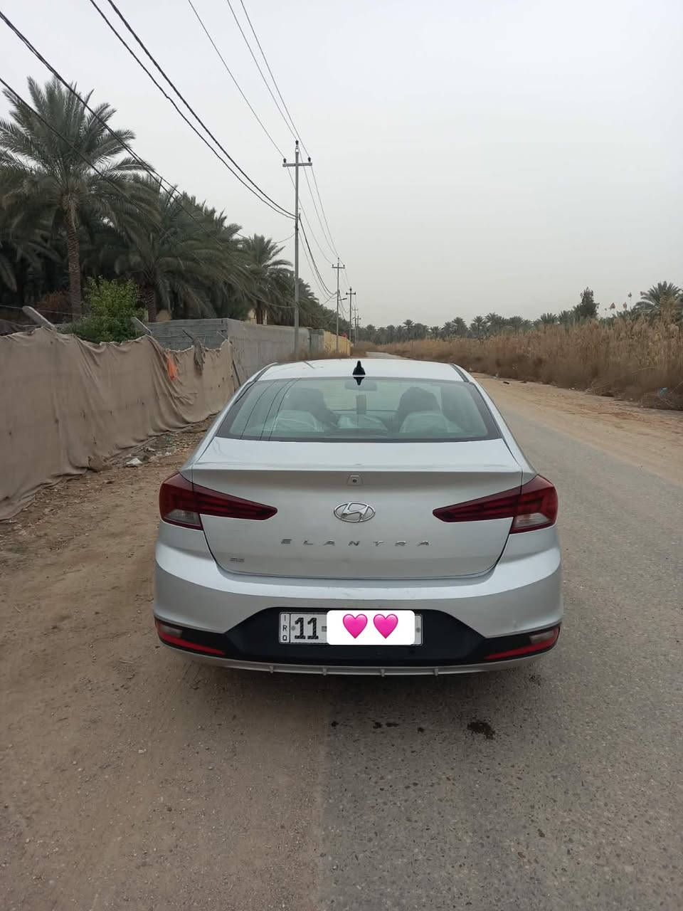 السلام عليكم للبيع هونداي النترا موديل ١٩ امريكيه 
محرك ٢٠٠٠ دوش كير AT
رقم بغداد دولي بيها أربع قطع سونار موجود
موصفات نص فول حداديه تبريد باتري تايرات 
كله جديد منضومه زنون جديده 
السعر ١١٠ وبيه مجال مكاني كربلاء 
***********
