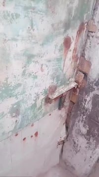 دبيسات • ١٠٠م • نضيف