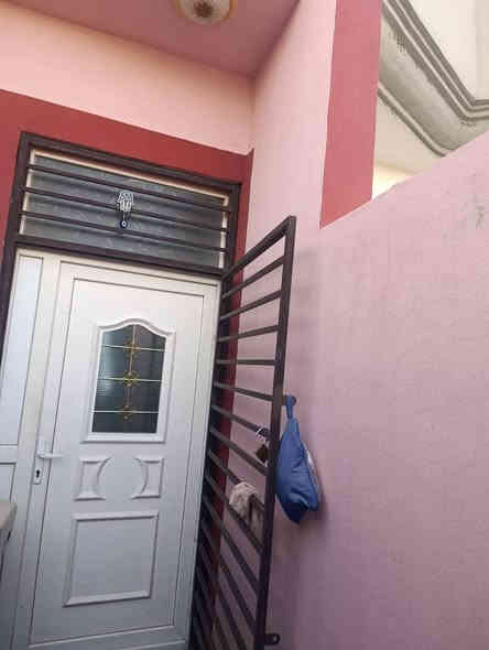 بيت لبيع بختياري  شارع عصائب  مساحته الدار 100متر  سعره 30مليون  ***********استفسار
