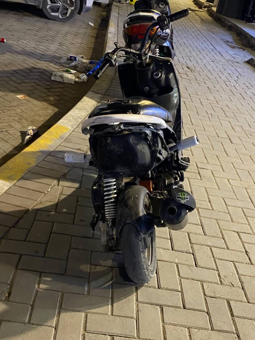 السلام عليكم دراجة ماكس عدلة مال لعب بوشة ٤٩ شلعة معدل تخبل الدراجة بيهة سلف بس شخاطة مابيهة + راجز السلف متطشر رايدهةة ب 350 او بيهة مجال مكاني بغداد العامرية الرقم*********** مابي واتس اب هاذ بس رصيد … هاذ بي واتس اب ***********
