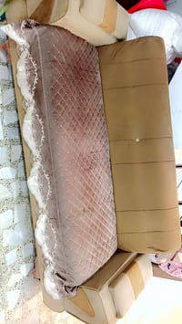 كنب • ١٠مقاعد • قابل تفاوض