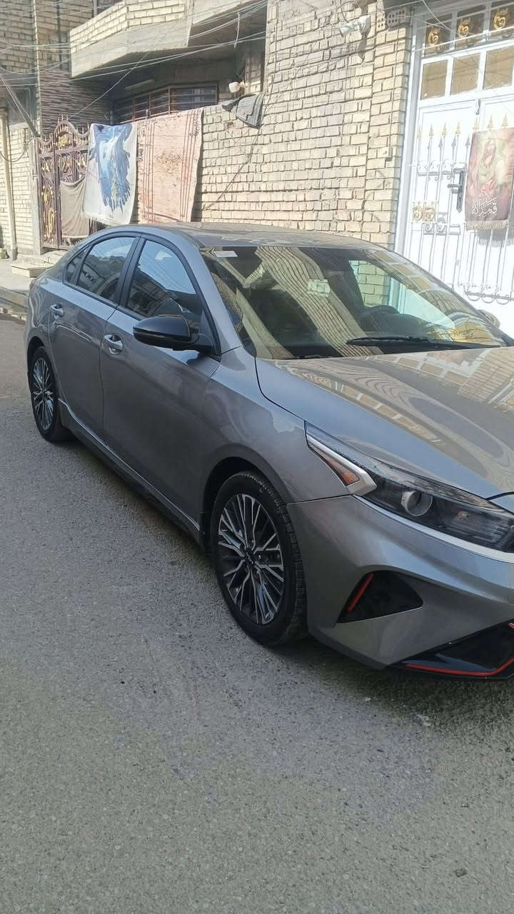 سلام عليكم فورتي جتي لاين فول مواصفات محرك 2000دوش موديل 23 وارد امريكي سعر 140وبيه مجال بغداد بلديات تفاصيل اكثر اتصل ***********
