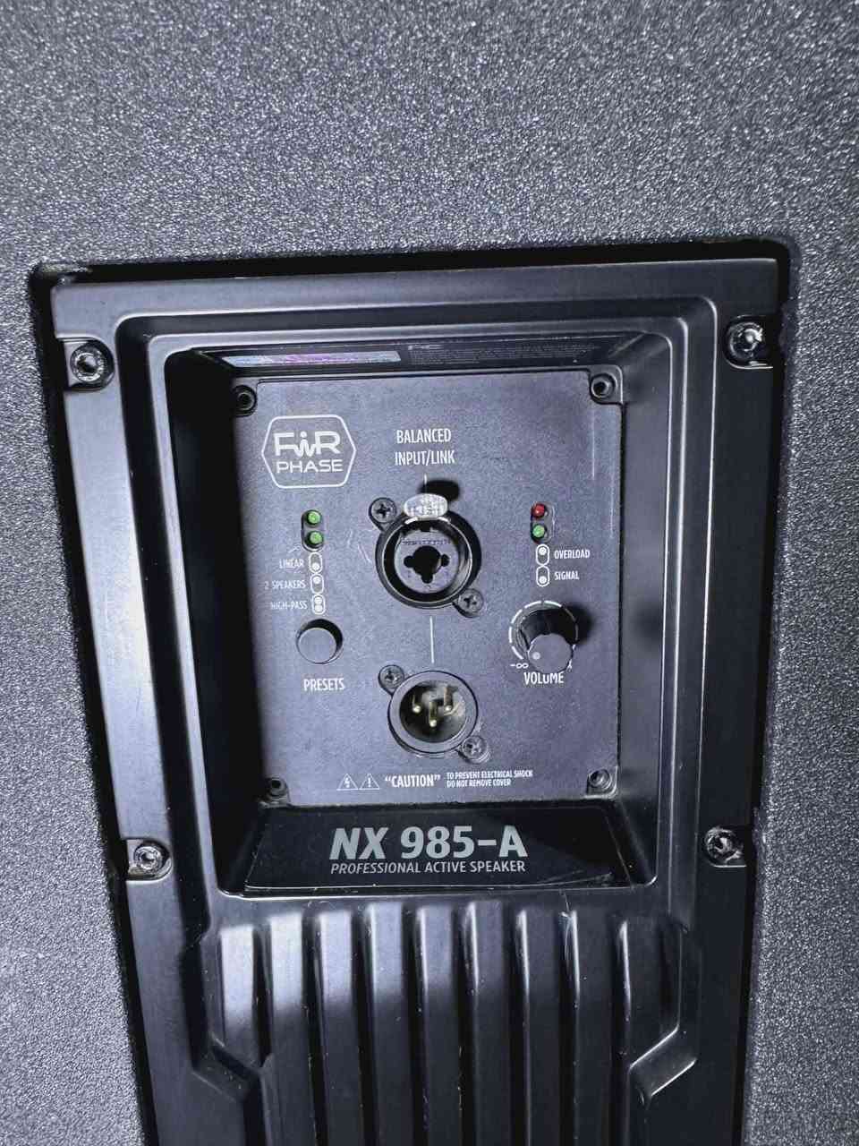 السلام عليكم
      سماعات للبيع

RCF NX 985-A
3 way.            نظيفات وأسعمال قليل 

للاستفسار مراسلة الصفحة أو الاتصال بالرقم الموجود
***********
