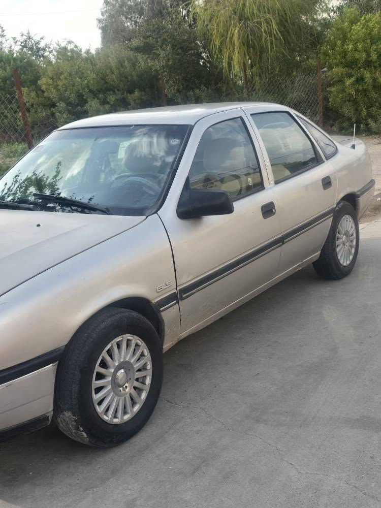 سلام عليكم اوبل فكتره حجم 20 رقم سليمانيه لحد ٣١ هزه جديده شرط التحويل والوكاله السياره ابلاديه وحلوه كلشي بيها شغال كير ومحرك وصدر وتايرات كلها خير من الله السياره جاهزه اي نقص مابيها مالت بيت /السعر ٤١ وبيها مجال ) عنوان كركوك حي النصر  للستفسار /***********
*********** بي واتساب كركوك, العراق
