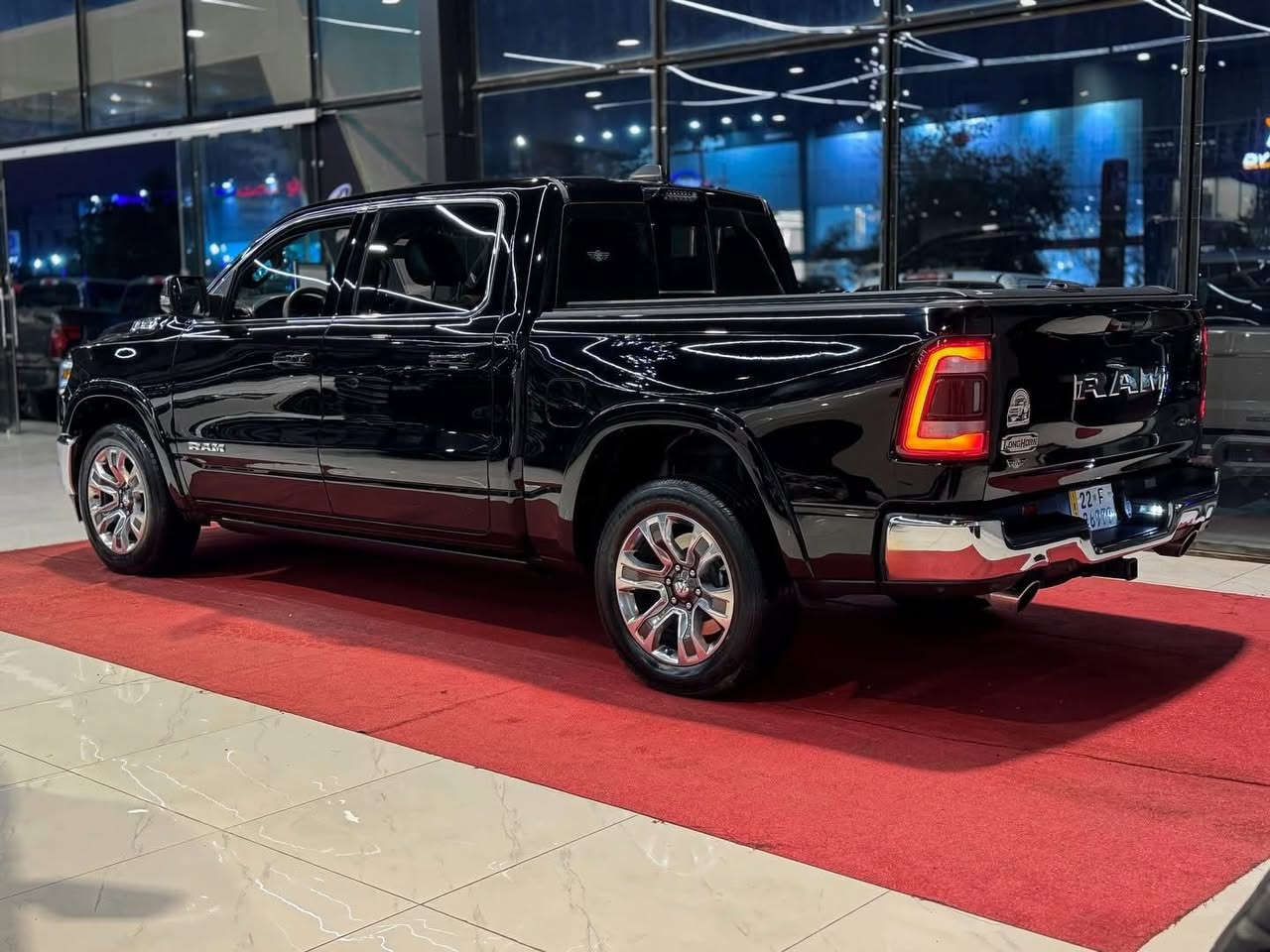 دوج رام 2023 خليجي وكالة هارلم 
عدد المسافة ٩٠ كيلومتر 
سيارة مكفولة كفالة تامة 
مواصفات وتفاصيل مذكورة بل صور كلشي 
استفسار ***********
مكان السيارة اربيل السعر ٤٦٠ ورقة 
مع التحيات
