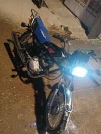 دراجة للبيع • بها مجال