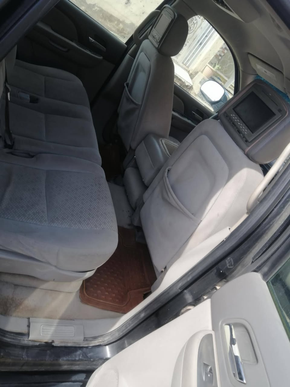 سلام عليكم تاهو مديل ١٠ كفاله من الكص السعر ٨٠ وبيه مجال الشراي يتصل***********
