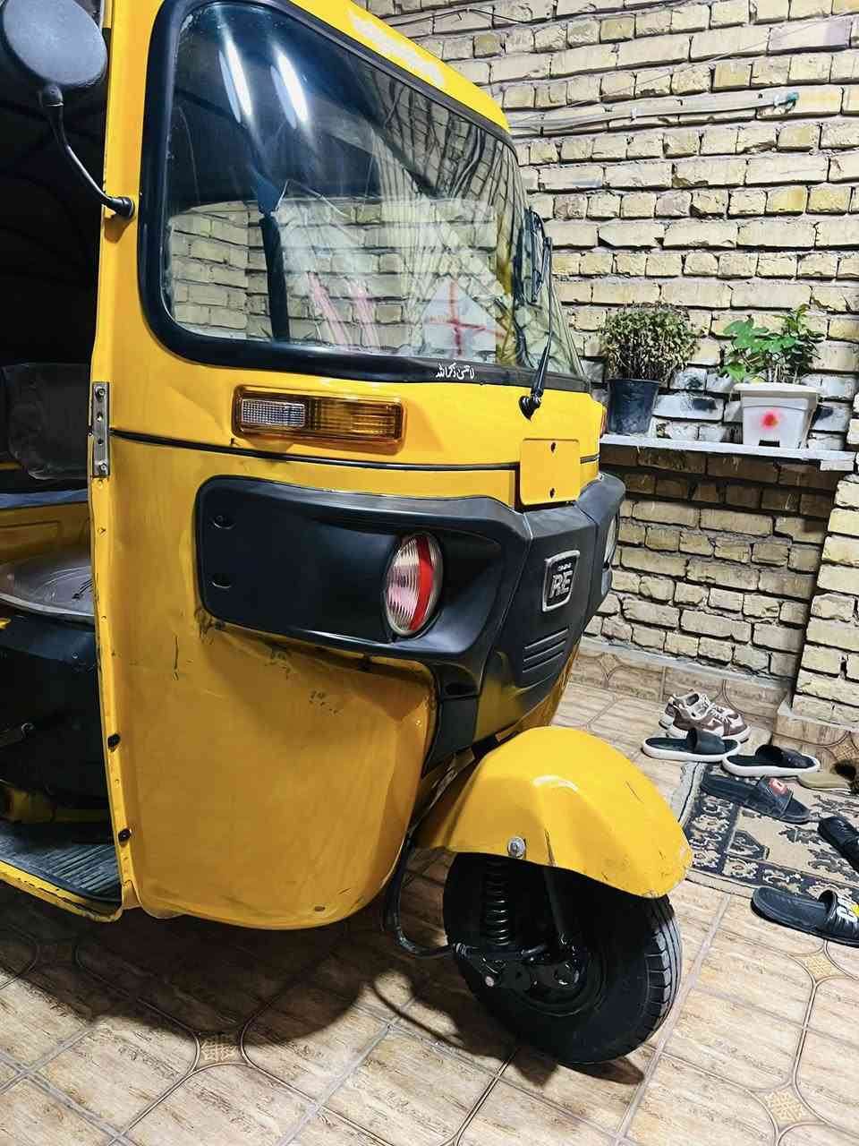 السلام عليكم 
تكتك للبيع مديل2020
شهر ل10 رقم بغداد لوحات ماطالعه 
بيها بارد قليل بلغد وبيها يم البكلايت بارد
الكشر شوفت عينكم تجي وتكلب 
المكينه مجفته تجفيت شركه مابيها تنقيص تبخير 
مكاني بغداد الحسينيه مال راشديه
اي ستفسار رقم وبي واتساب ***********
