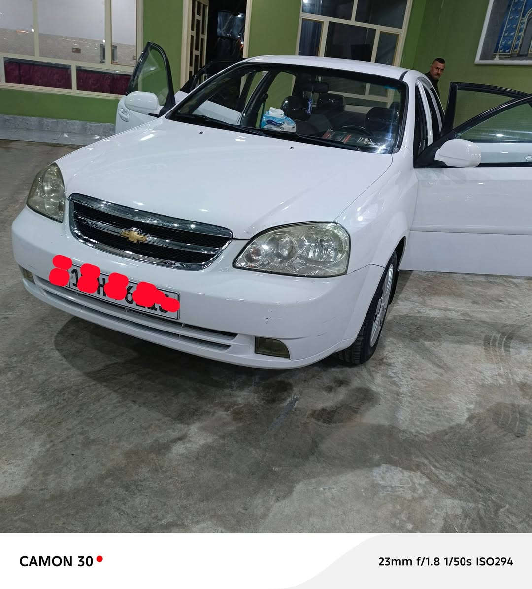 السلام عليكم🇮🇶
اوبتر موديل 2013
مكفولة من الصبغ 
والتبديل
مكينة جديدة قبل يومين 
تخم تاير جديد
سنويه جديدة
تحويل ثاني يوم
***********
