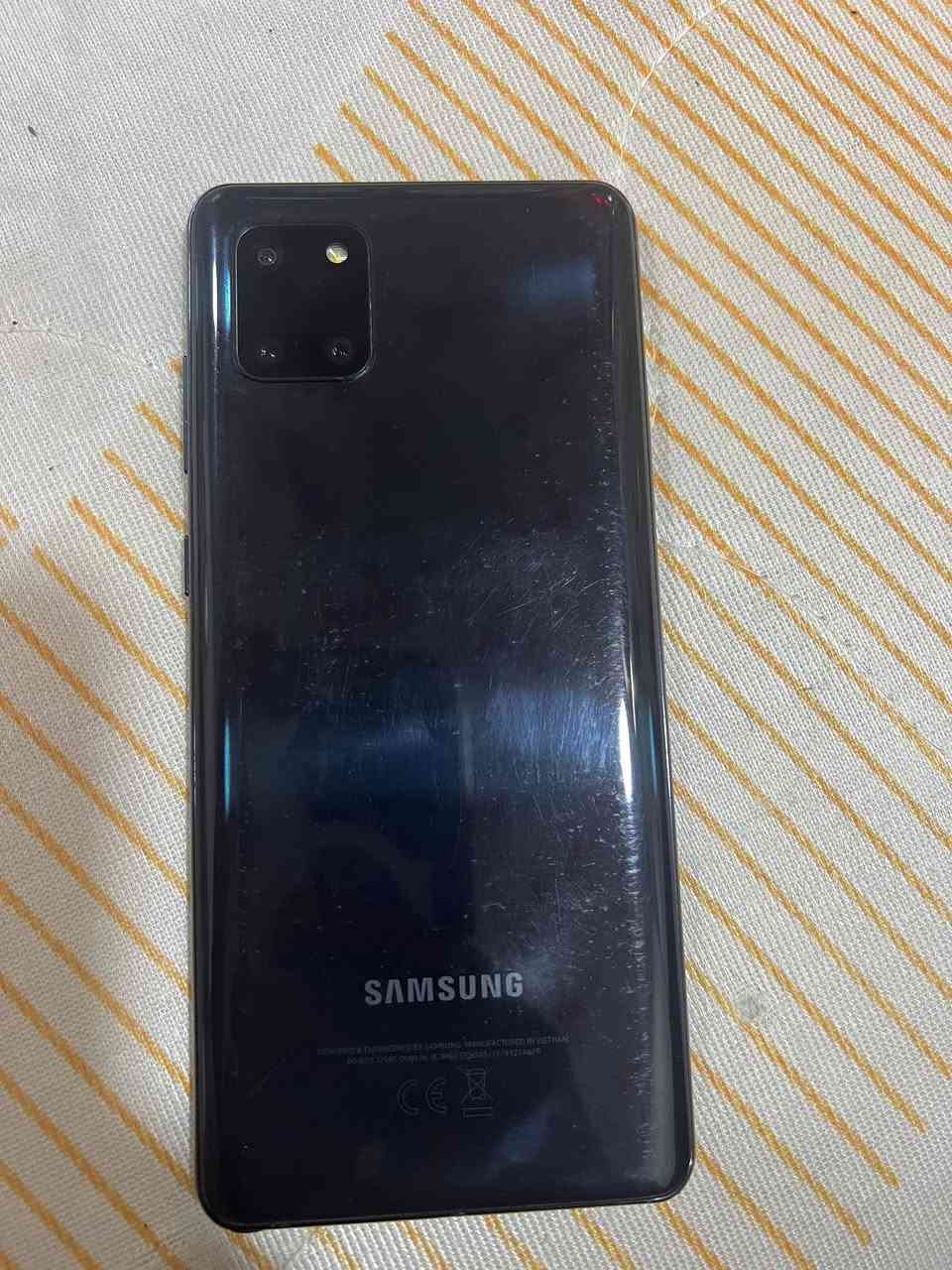 جالاكسي نوت 10 لايت جهاز كله شغال كلشي ما مبدل بي جهاز نضيف وحلوو ذاكرته 128 جهاز وياه كارتون وياه لازكات اصليات 2 جهاز حلوو بيع او مراوس بجهاز ثاني بدون فرق السعر 200 وبي مجال قليل للشراي متواجد خاص مكاني حيانيه شارع السيد
